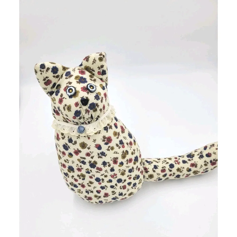 Vintage Handmade‎ Stuffed Folklore Primitive Cat Button Eyes Bell Collar